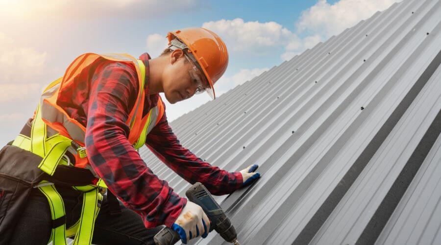 Professional metal roof installation in Blakesburg, IA